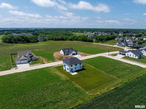 Tiny photo for 6654 Meghan Avenue, Bettendorf, IA 52722 (MLS # 12565095)