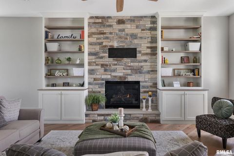 Tiny photo for 6654 Meghan Avenue, Bettendorf, IA 52722 (MLS # 12565095)