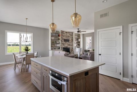 Tiny photo for 6654 Meghan Avenue, Bettendorf, IA 52722 (MLS # 12565095)