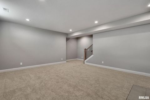 Tiny photo for 6654 Meghan Avenue, Bettendorf, IA 52722 (MLS # 12565095)