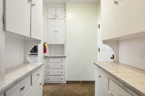 Tiny photo for 415 W Aldine Avenue #7B, Chicago, IL 60657 (MLS # 12410613)