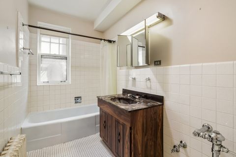 Tiny photo for 415 W Aldine Avenue #7B, Chicago, IL 60657 (MLS # 12410613)