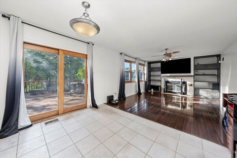 Tiny photo for 246 Lakeview Court, Steger, IL 60475 (MLS # 12491939)