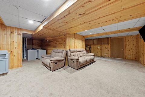 Tiny photo for 246 Lakeview Court, Steger, IL 60475 (MLS # 12491939)