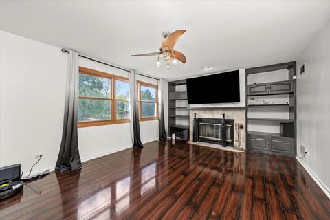 Tiny photo for 246 Lakeview Court, Steger, IL 60475 (MLS # 12491939)