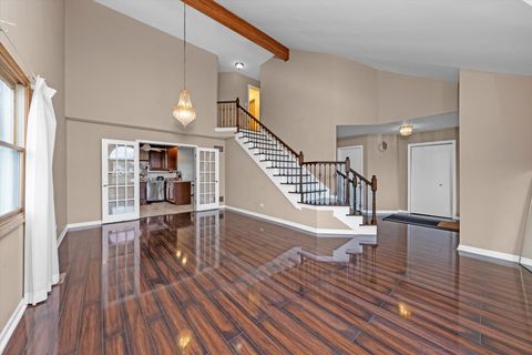 Tiny photo for 246 Lakeview Court, Steger, IL 60475 (MLS # 12491939)