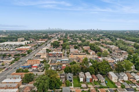 Tiny photo for 822 E 87th Place, Chicago, IL 60619 (MLS # 12449279)