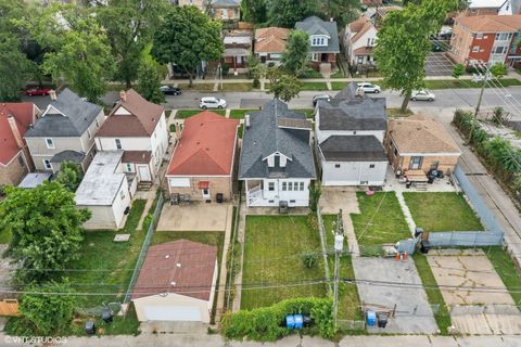 Tiny photo for 822 E 87th Place, Chicago, IL 60619 (MLS # 12449279)