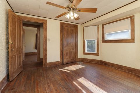 Tiny photo for 506 Denver Street, Bloomington, IL 61701 (MLS # 12503467)