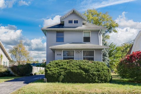 Tiny photo for 506 Denver Street, Bloomington, IL 61701 (MLS # 12503467)