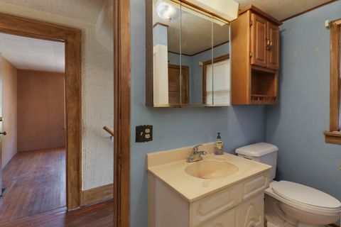 Tiny photo for 506 Denver Street, Bloomington, IL 61701 (MLS # 12503467)