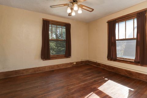 Tiny photo for 506 Denver Street, Bloomington, IL 61701 (MLS # 12503467)