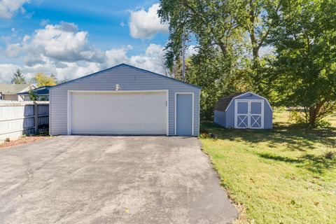 Tiny photo for 506 Denver Street, Bloomington, IL 61701 (MLS # 12503467)