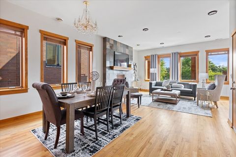 Tiny photo for 2554 W Logan Boulevard #402, Chicago, IL 60647 (MLS # 12438332)