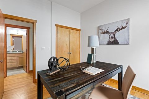 Tiny photo for 2554 W Logan Boulevard #402, Chicago, IL 60647 (MLS # 12438332)