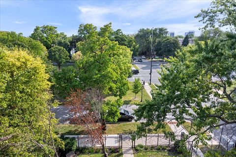 Tiny photo for 2554 W Logan Boulevard #402, Chicago, IL 60647 (MLS # 12438332)