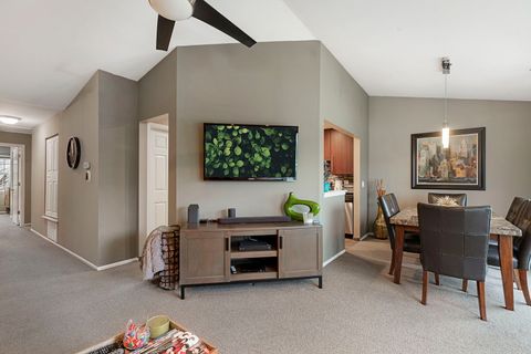 Tiny photo for 1602 Hadley Court #C2, Wheeling, IL 60090 (MLS # 12612459)