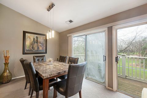 Tiny photo for 1602 Hadley Court #C2, Wheeling, IL 60090 (MLS # 12612459)