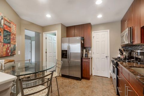 Tiny photo for 1602 Hadley Court #C2, Wheeling, IL 60090 (MLS # 12612459)