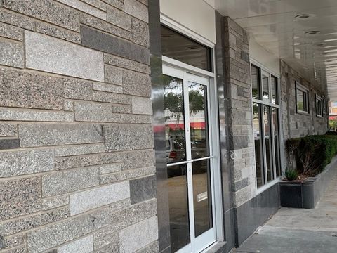 Tiny photo for 6227 Cermak Road #300, Berwyn, IL 60402 (MLS # 12601738)