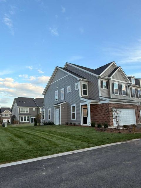 Tiny photo for 2240 Horseshoe Circle #2240, Naperville, IL 60564 (MLS # 12511208)