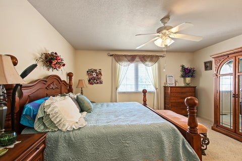 Tiny photo for 5009 Lake Ridge Drive, Quincy, IL 62305 (MLS # 100539132)