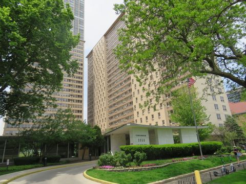 Tiny photo for 3950 N Lake Shore Drive #1207B, Chicago, IL 60613 (MLS # 12382332)