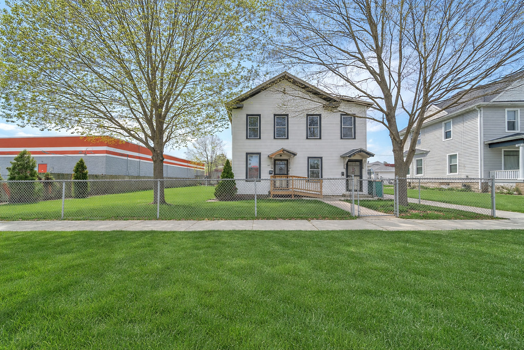205 Casseday Avenue