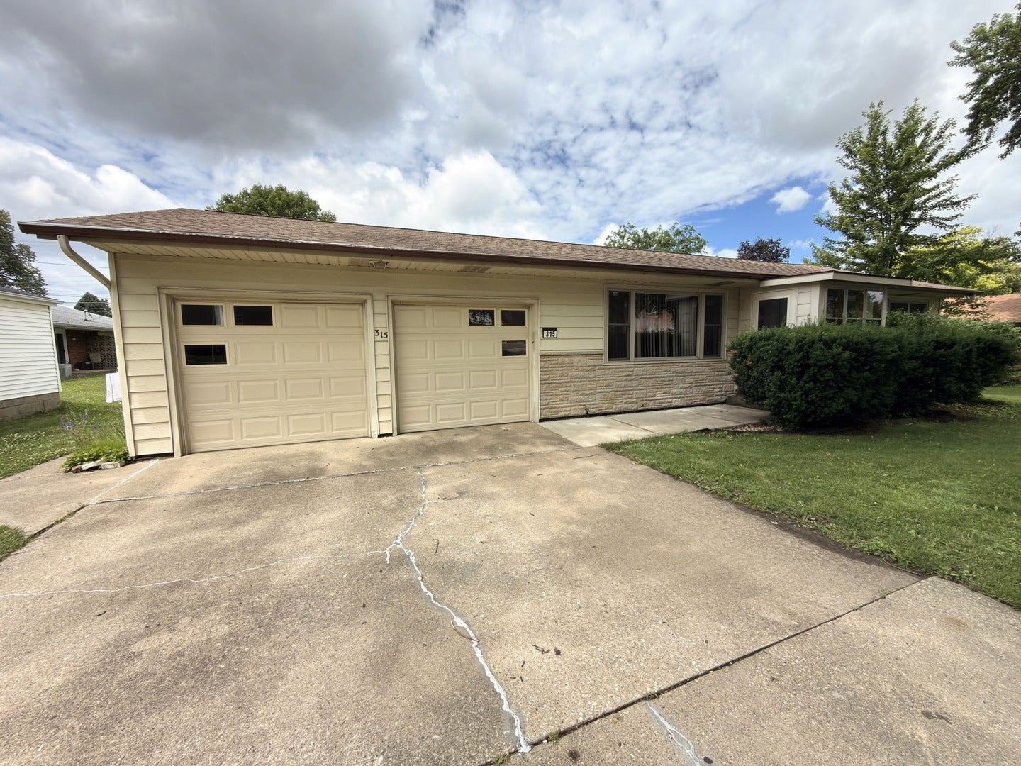 315 Mecherle Drive