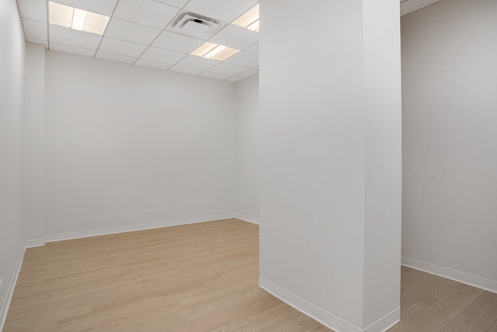 Chicago, Illinois 60601, United States, ,Commercial,Active,109756