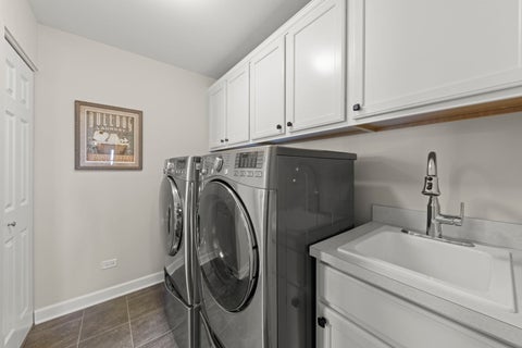 Tiny photo for 3S644 Breme Drive, Warrenville, IL 60555 (MLS # 12719582)