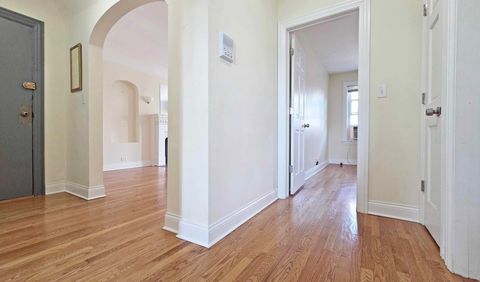 Tiny photo for 2333 W Farwell Avenue #3S, Chicago, IL 60645 (MLS # 12591385)