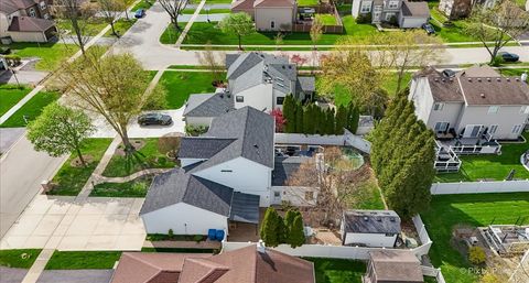 Tiny photo for 2024 Westridge Boulevard, Bartlett, IL 60103 (MLS # 12624934)