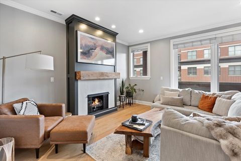 Tiny photo for 2463 W FOSTER Avenue #3, Chicago, IL 60625 (MLS # 12499479)
