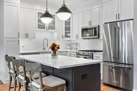 Tiny photo for 2463 W FOSTER Avenue #3, Chicago, IL 60625 (MLS # 12499479)