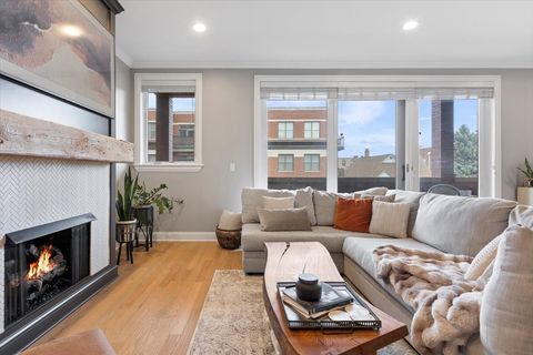 Tiny photo for 2463 W FOSTER Avenue #3, Chicago, IL 60625 (MLS # 12499479)