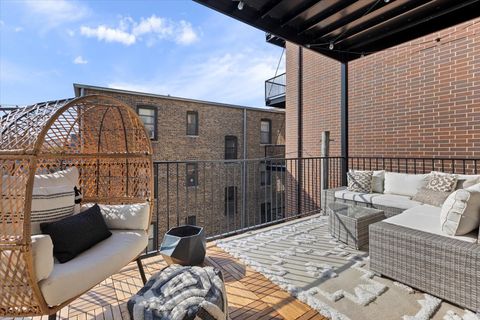 Tiny photo for 2463 W FOSTER Avenue #3, Chicago, IL 60625 (MLS # 12499479)