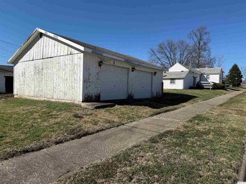 Tiny photo for 1930 Adams St, Quincy, IL 62301 (MLS # 12587633)