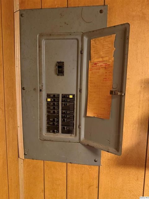 Tiny photo for 1930 Adams St, Quincy, IL 62301 (MLS # 12587633)