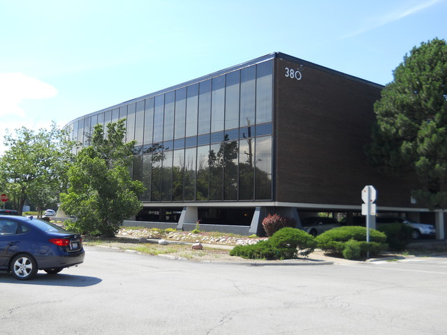 Photo 1 of 7 — 380 E Northwest Highway, Des Plaines, IL 60016
