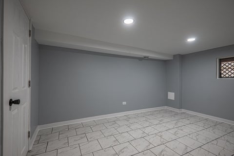 Tiny photo for 320 S Whipple Street, Chicago, IL 60612 (MLS # 12725038)