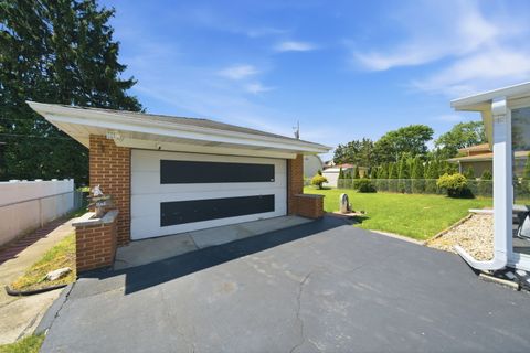 Tiny photo for 498 Gilbert Drive, Wood Dale, IL 60191 (MLS # 12661868)