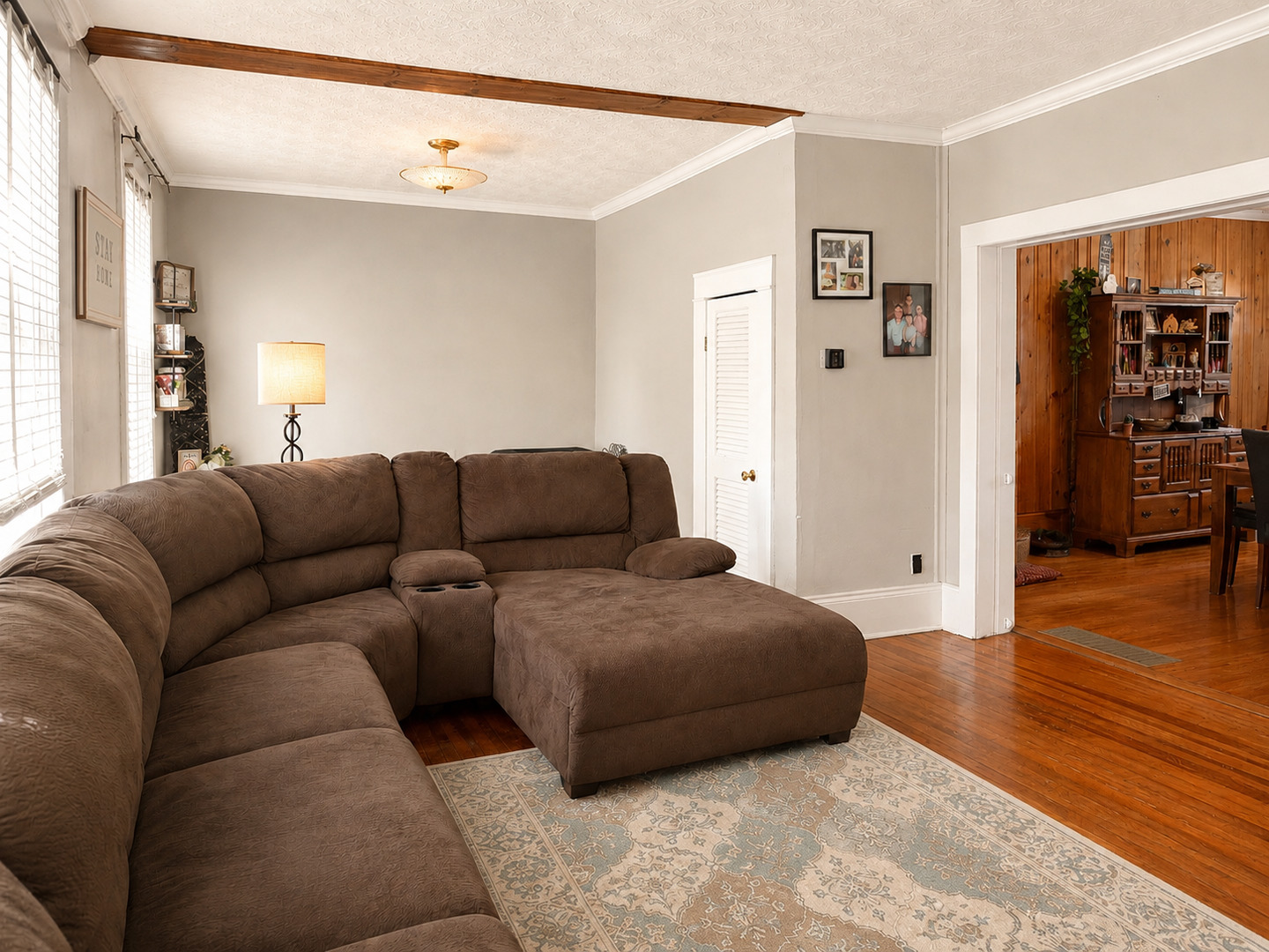 200 W McHaney Street W