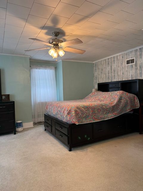 Tiny photo for 200 W McHaney Street W, Harrisburg, IL 62946 (MLS # 12558126)