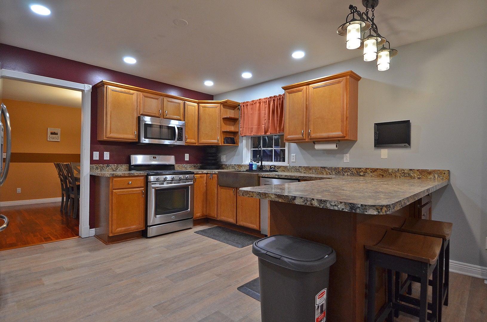 1070 Commercial Drive