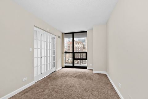 Tiny photo for 10 E Ontario Street #1004, Chicago, IL 60611 (MLS # 12590448)