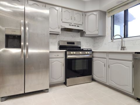 Tiny photo for 1044 Creekside Court #2B, Wheeling, IL 60090 (MLS # 12488051)