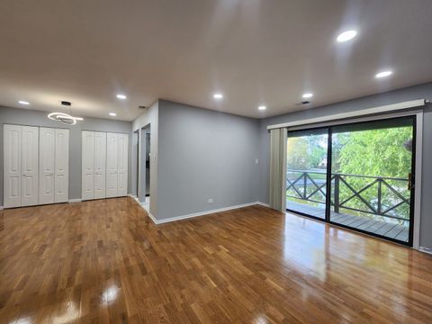 Tiny photo for 1044 Creekside Court #2B, Wheeling, IL 60090 (MLS # 12488051)