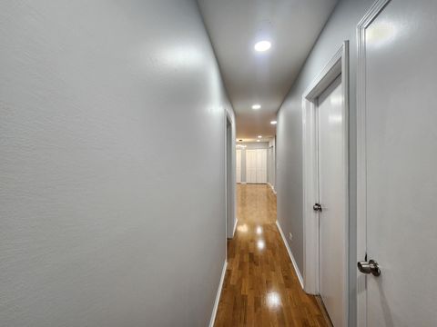 Tiny photo for 1044 Creekside Court #2B, Wheeling, IL 60090 (MLS # 12488051)