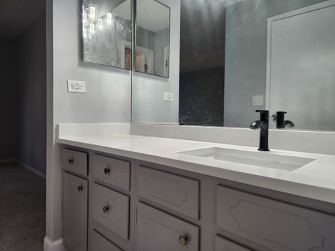 Tiny photo for 1044 Creekside Court #2B, Wheeling, IL 60090 (MLS # 12488051)